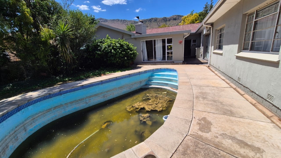 4 Bedroom Property for Sale in Bergsig Eastern Cape